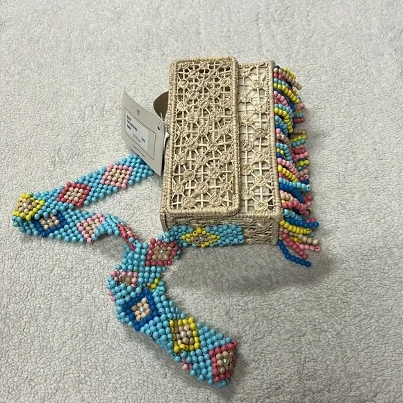 Mercedes Salazar I Want To Hold Your Hand Small Crossbody Bag - Picture 8 of 10